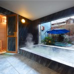 【蘭】内湯とサウナ(昼景)